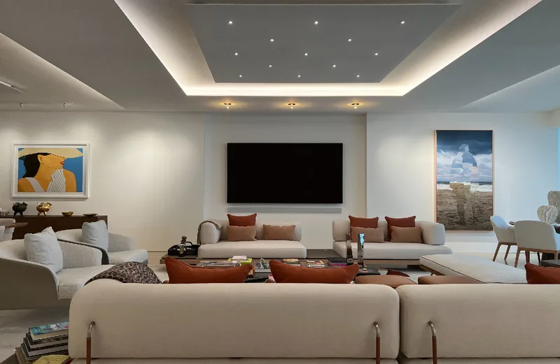 Luxury Apartment, source image 6 of 6